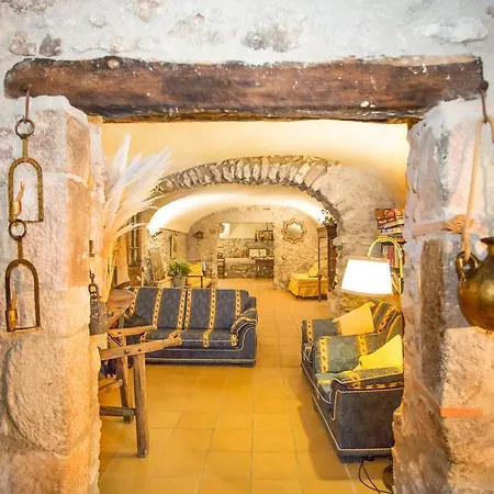 Turismo Rural Can Massot Country house *