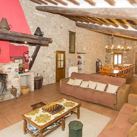 Turismo Rural Can Massot Country house Darnius